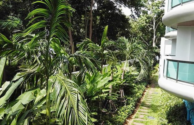 Sonrisa Sriracha - Photo 75