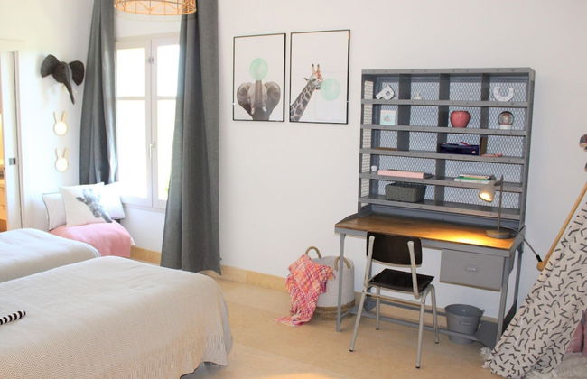 Holiday Home in Bagnols-en-foret With Pool - Photo 12