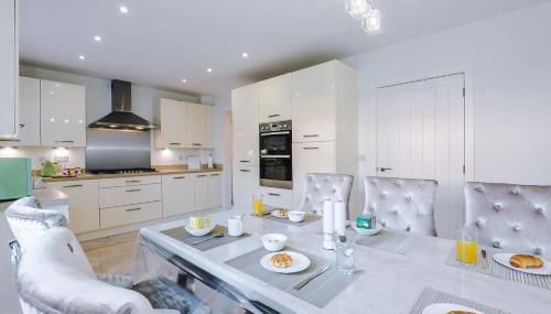 Hasting's House by YourStays - 3 Bedroom House in Stoke-on-Trent - Foto 5