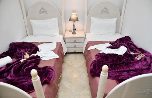 Kleopatra Deluxe Apt with priavte Jacuzzi - Photo 14