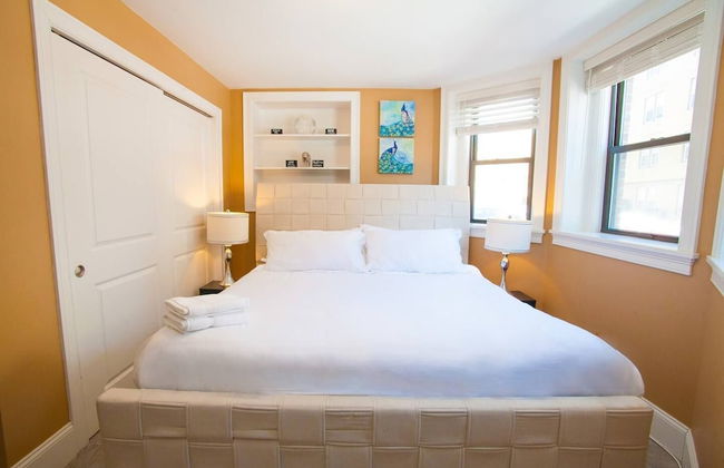 Lux Condo Near Boston - 3 King Beds 2 Bath-parking - Foto 3