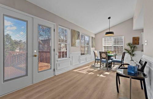 Comfortable 4BR Stay | Room for Everyone - Foto 12