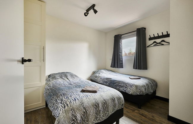 Stay at This Beautiful Accommodation in De Kiel - Photo 3