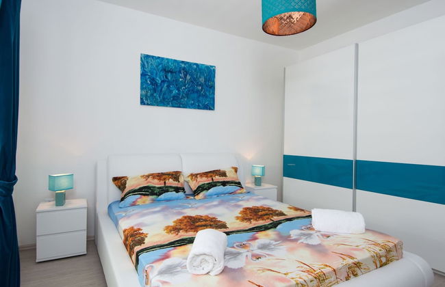 Apartment in Seget Donji Near Trogir Old Town - Photo 3