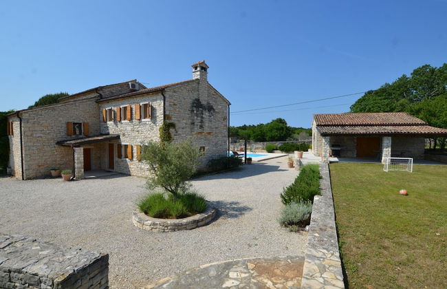 Majestic Rustical Kanfanar Villa With Pool - Foto 43