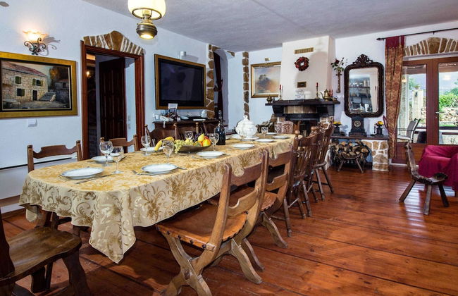 Authentic Dalmatian Hillside Escape With Pool, Sauna & BBQ - Foto 13