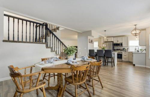 Modern 6BR Home in Briargate - Pet Friendly - Foto 16