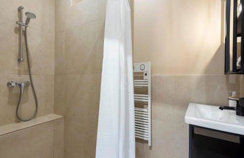 Loft Spacieux pour 10 personnes avec Terrasse - Photo 3