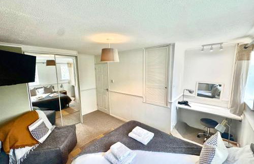 Homely 2 bedroom house, parking - Foto 28