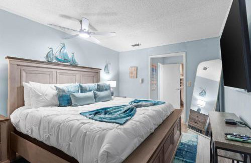 Coastal Snowbird Haven Beach, Golf, Tennis & Pool - Foto 15