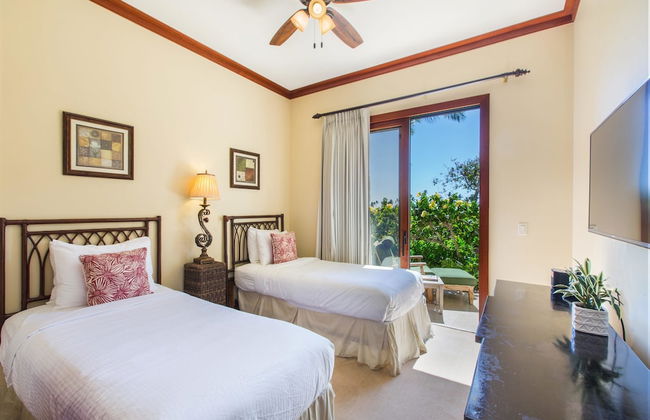 Three-bedroom Villas at Ko Olina Beach Villas Resort - Photo 7