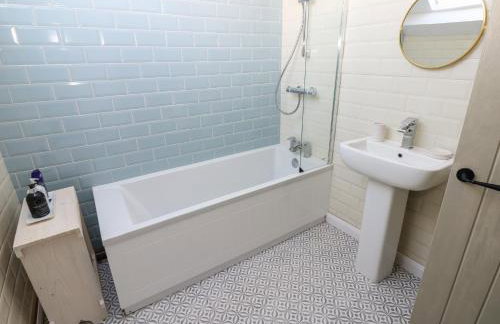 Teal Cottage - Photo 15