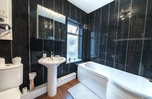 *King Bed* Comfy City House - Foto 14