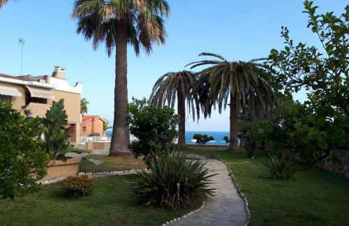 Spacious Apartment in Tarragona + Pool - Foto 3