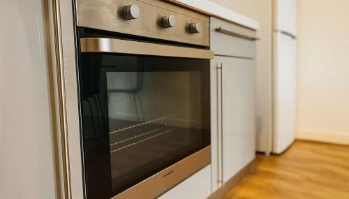 Contemporary 2 Bedroom Flat with Great Location in Salford - Foto 5