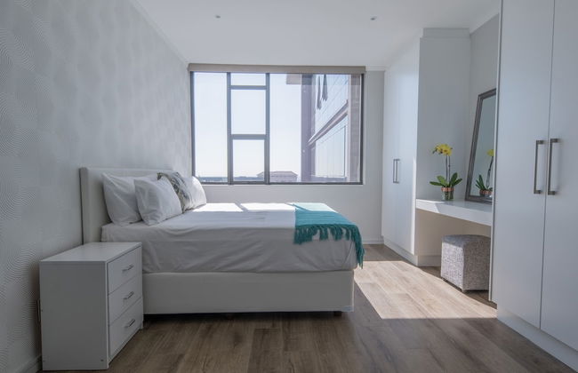 Stunning Apartment in Sandton - Photo 11