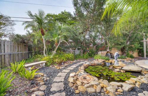 Centrally Located Merritt Island Home Pool, Porch - Foto 22