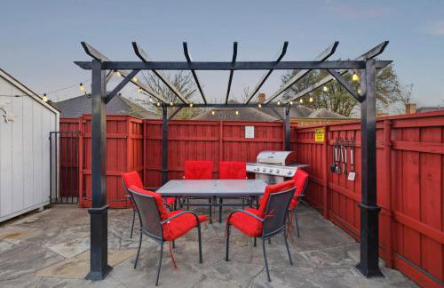 Best of Desoto - 5BR 3BA w Pool Patio BBQ Games - Foto 38