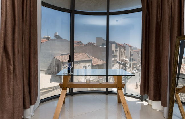 Amazing Apartment near Mahane Yehuda - Photo 18