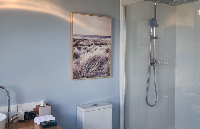 Flotsam Studio Accommodation - Photo 48