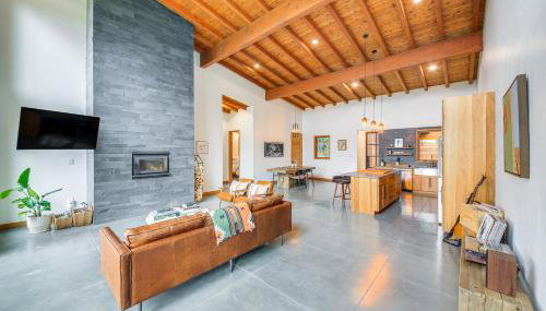 Luxe Mtn-View Escape 5 Mi to Dtwn Priest River! - Foto 4