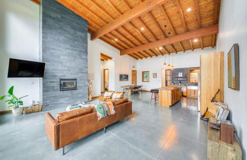 Luxe Mtn-View Escape 5 Mi to Dtwn Priest River! - Photo 4