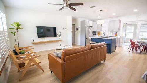 CasaHelena Poolside Paradise,Heated Pool,5min to Beach,IRB Clearwater,BBQ - Foto 3