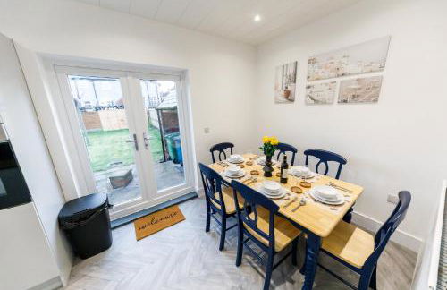 Spacious 2Bed - Great for Contractors - Driveway&Garden - Foto 57