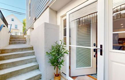 Modern Renovated 1BR with Pvt Entrance, Prime Loc - Foto 14