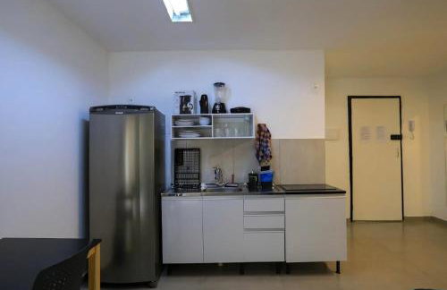 06 - AMPLO ESTÚDIO na Savassi com Área privativa, Vaga de garagem, Cozinha completa, próximo ao Life Center - Foto 22