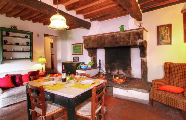 Apartment in a Farmhouse With Swimming Pool - Photo 47