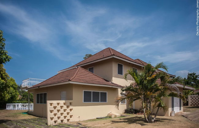 Breezy Shores at Cardiff Hall - Photo 41