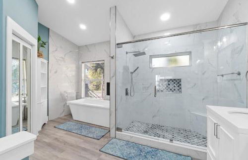 New! Pirate`s Cove! Waterfront! 2 Dog Friendly, Free Activities Included! - Foto 34