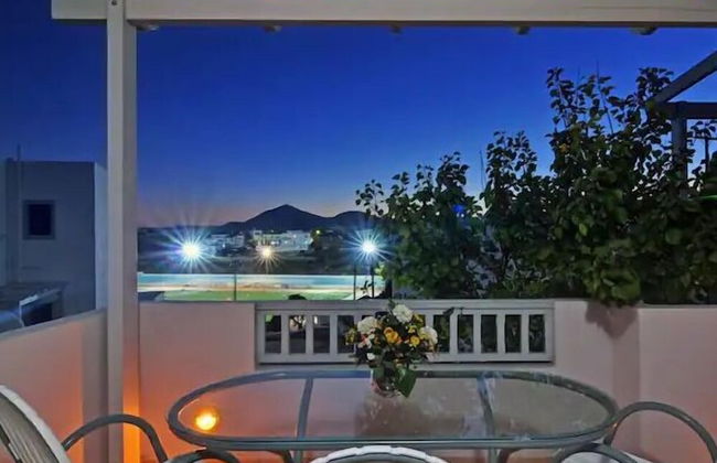 Memories of Milos - Photo 16