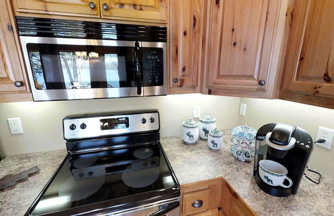 Lakefront Hideaway - Foto 15