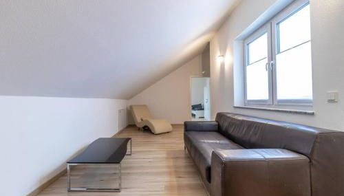 200m² Wohnung mit 6 Schlafzimmer - Foto 2