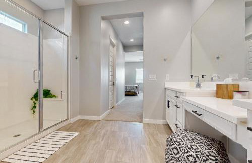 Pool, Hot Tub and Game Room! Spacious Buckeye Home - Foto 13