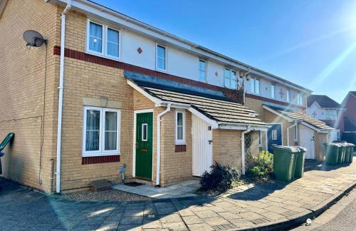 Delightfully decorated cosy two bedroom family home Great transport links to central London - Foto 22