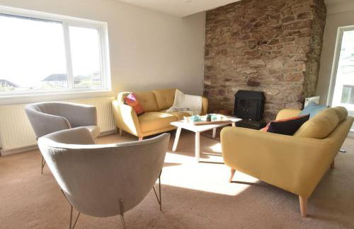 Family House - Breath Taking Views Over Mounts Bay - Photo 38