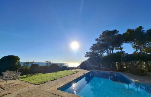 La Roche Bleue - Villa de charme avec vue exceptionnelle bord de mer piscine privée jardin et terrasse - Foto 53