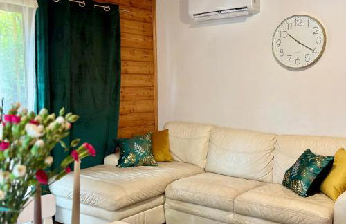 Drewniany zakątek - domek z sauną i balią - Foto 4