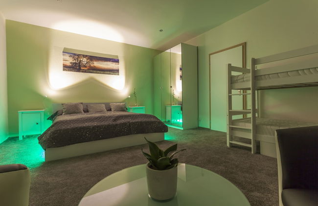 Penmoor Chance - Old Town - Photo 1