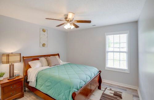 Patio and Spacious Yard Home in Athens - Foto 14