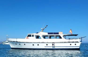 Don Maximo Yacht Hotel - Foto 1