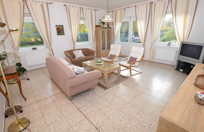 Spacious Villa With Swimming Pool - Foto 12