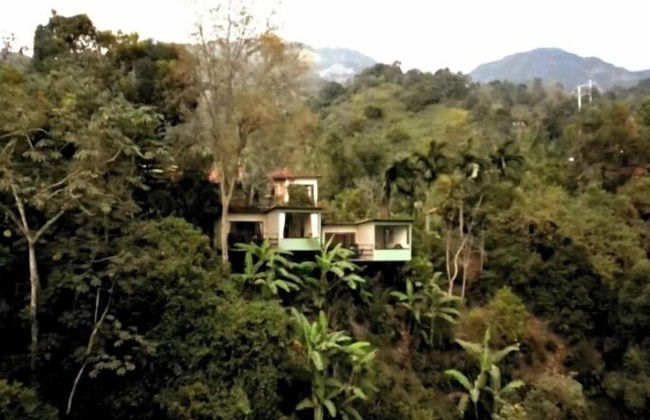 Captivating 4-bed Chalet Las Casitas en el Aire - Foto 1