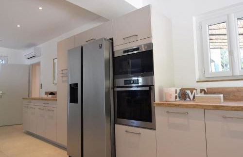 La Bastide Blanche Magnifique villa 5 étoiles 5 chambres et piscine privée sur 6500 m VAR - Foto 31