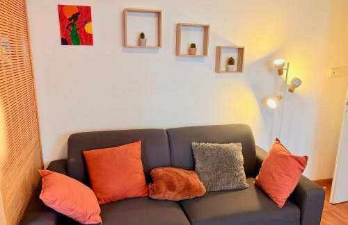 Y&E - Gare SNCF - Cité Congrès - Centre - Parking - Foto 5