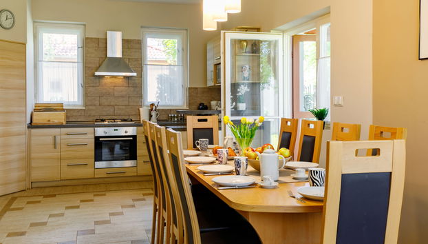 Kitchen / Dining Room