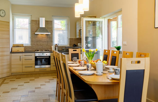 5 bedroom House in Balatonboglár with garden and terrace - Photo 4